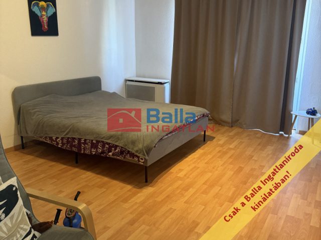 Eladó 50 m²-estársasházi lakás Szigetszentmiklós, József Attila ltp utca: 53'999'000 Ft