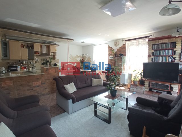 Eladó 112 m²-escsaládi ház Szigetszentmiklós, KOMÁROMI utca: 122'900'000 Ft