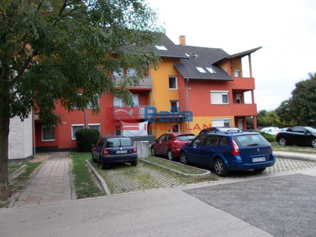 Eladó 57 m²-estársasházi lakás Szigetszentmiklós, Lakihegyi lakópark: 72'000'000 Ft