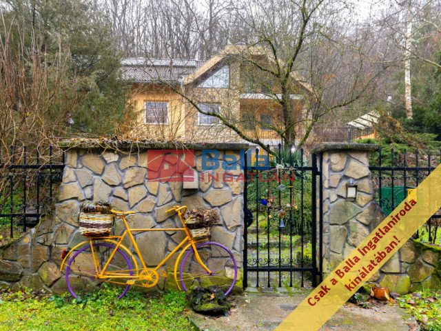 Eladó 243 m²-escsaládi ház Szokolya, TÖRÖK PATAK utca: 225'000'000 Ft