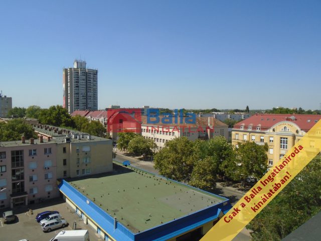 Eladó 58 m²-estársasházi lakás Szolnok, Vitéz Szathmári József utca: 34'800'000 Ft