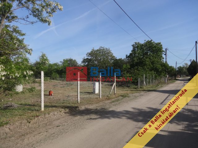 Eladó 677 m²-estelek Tiszakécske, Bem utca: 20'000'000 Ft