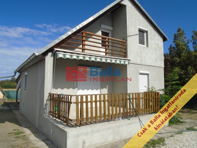 Eladó 116 m²-esüdülő Tiszakécske (Kerekdomb) , Szegfű utca: 33'900'000 Ft