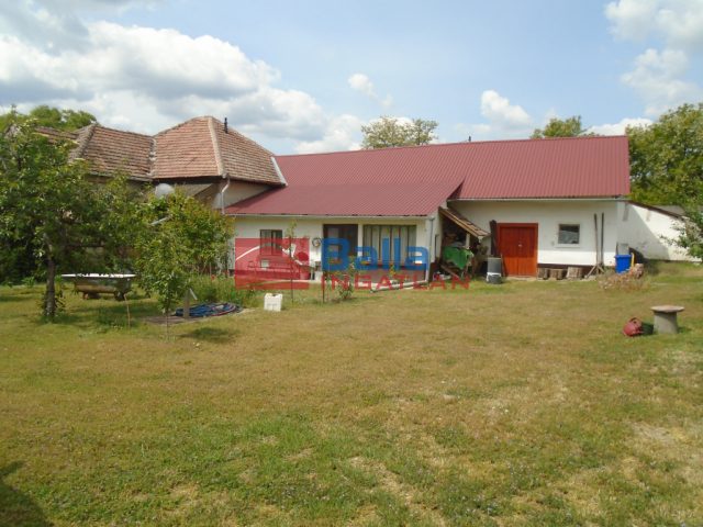 Eladó 86 m²-escsaládi ház Tiszakécske, Kolozsvári utca: 17'900'000 Ft