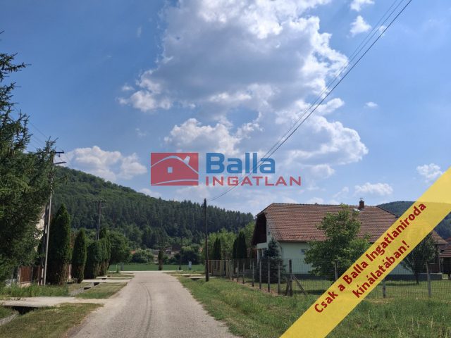 Eladó 840 m²-estelek Uppony, Ifjúság utca: 13'000'000 Ft