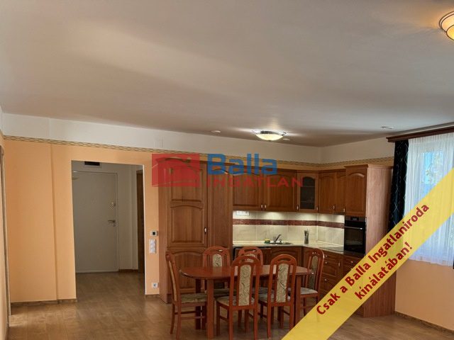 Eladó 92 m²-estársasházi lakás Vác, Bimbó utca utca: 94'000'000 Ft