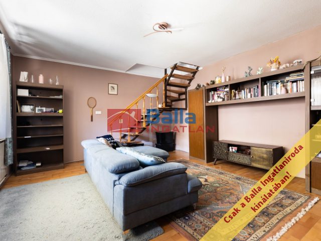 Eladó 159 m²-esházrész Vác, Hattyú utca utca: 83'000'000 Ft