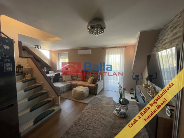 Eladó 75 m²-estársasházi lakás Velence, Babák rózskertje utca: 75'000'000 Ft