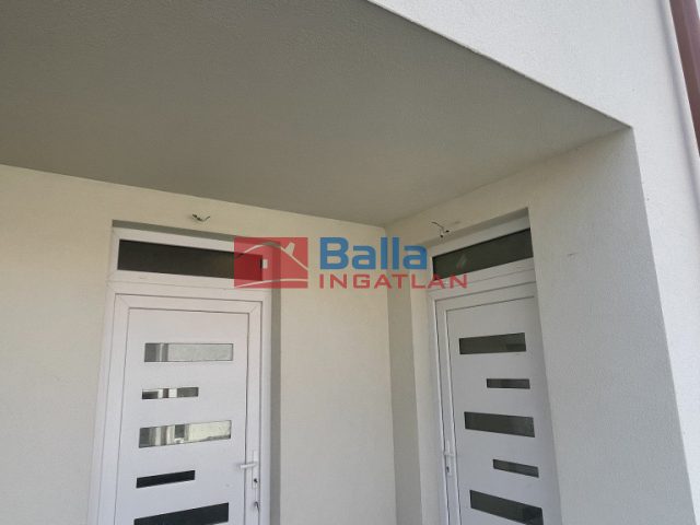 Eladó 82 m²-esikerház Velence, Madár utca: 105'000'000 Ft