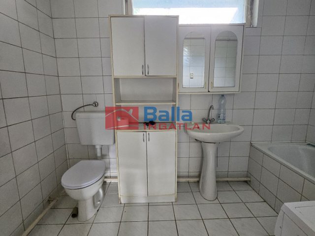 Eladó 160 m²-escsaládi ház Veresegyház, Patak utca: 113'000'000 Ft