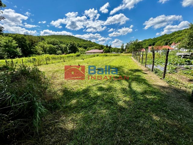 Eladó 413 m²-estelek Zebegény, Malom utca: 14'800'000 Ft